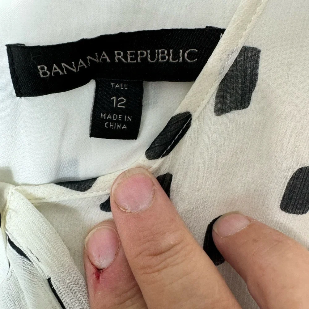 Banana Republic Pleated Dot-Print Dress, BLack and white 12 tall 1867 - Picture 2 of 2